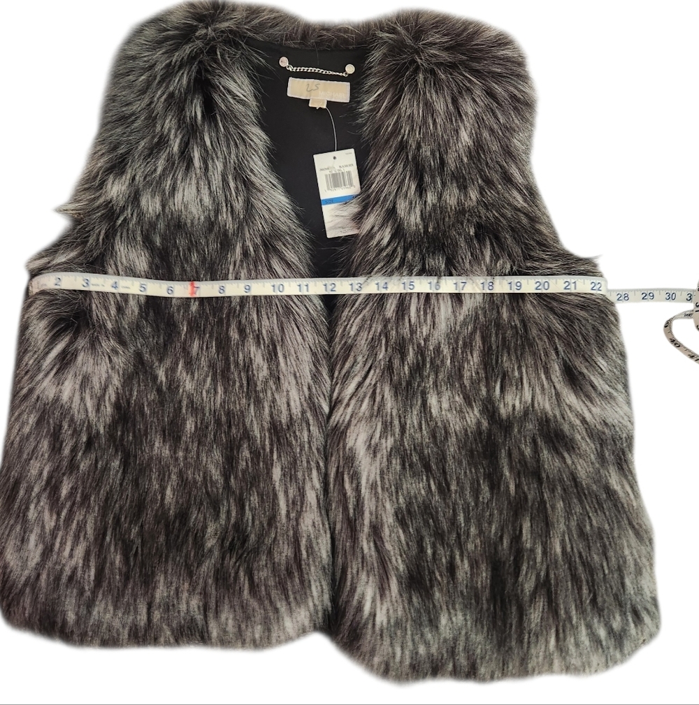 Michael Kors Faux Fur Vest Coyote Sliver Gray - Picture 3 of 4